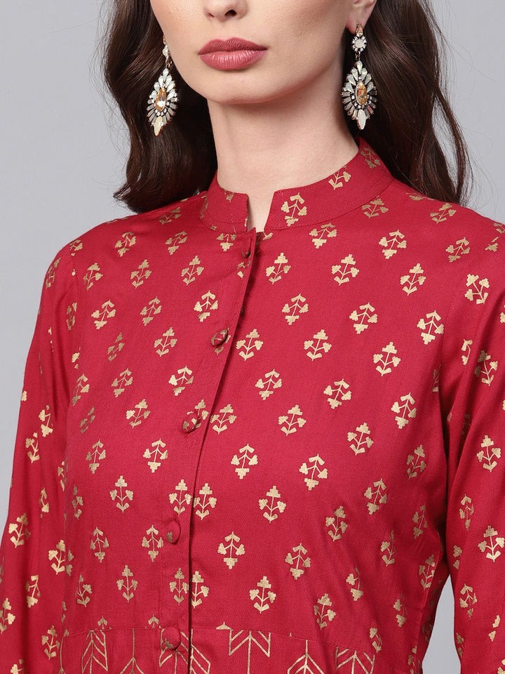 SOJANYA Women Maroon & Golden Foil Print A-Line Kurta