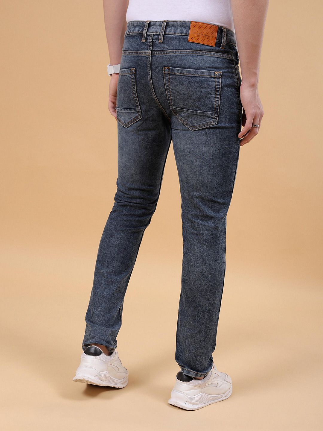 The Indian Garage Co Men Slim Fit Light Fade Stretchable Jeans