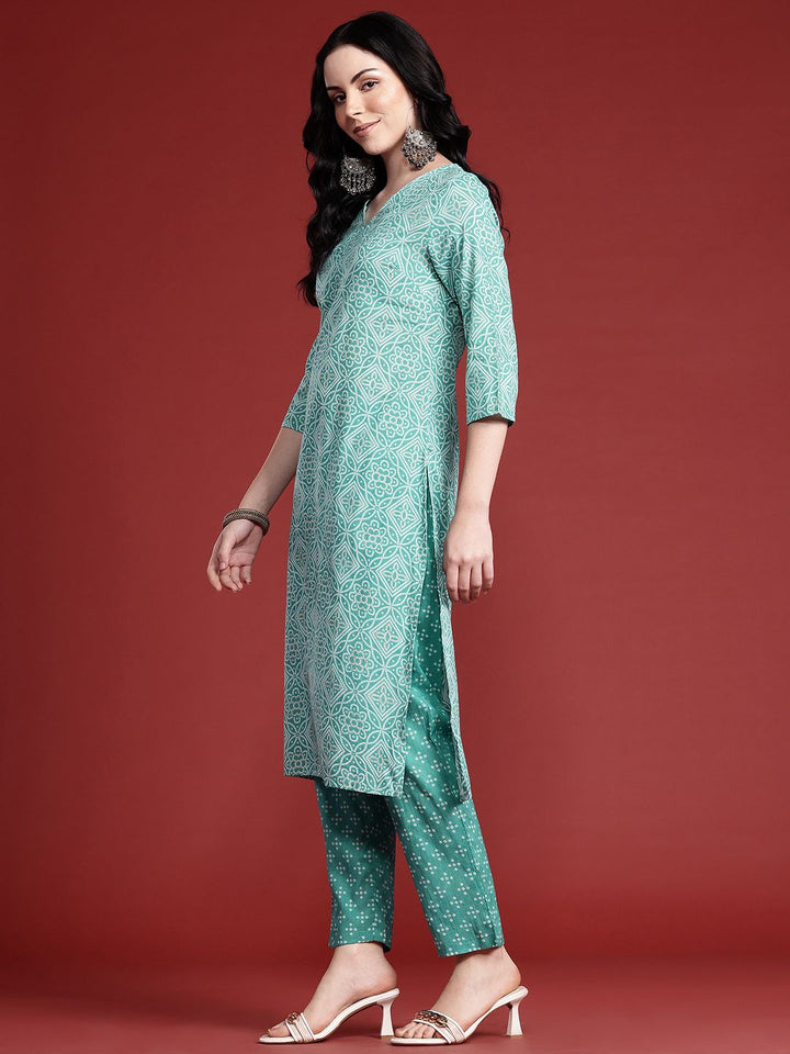 Anouk Geometric Printed Kurta with Trousers & With Dupatta