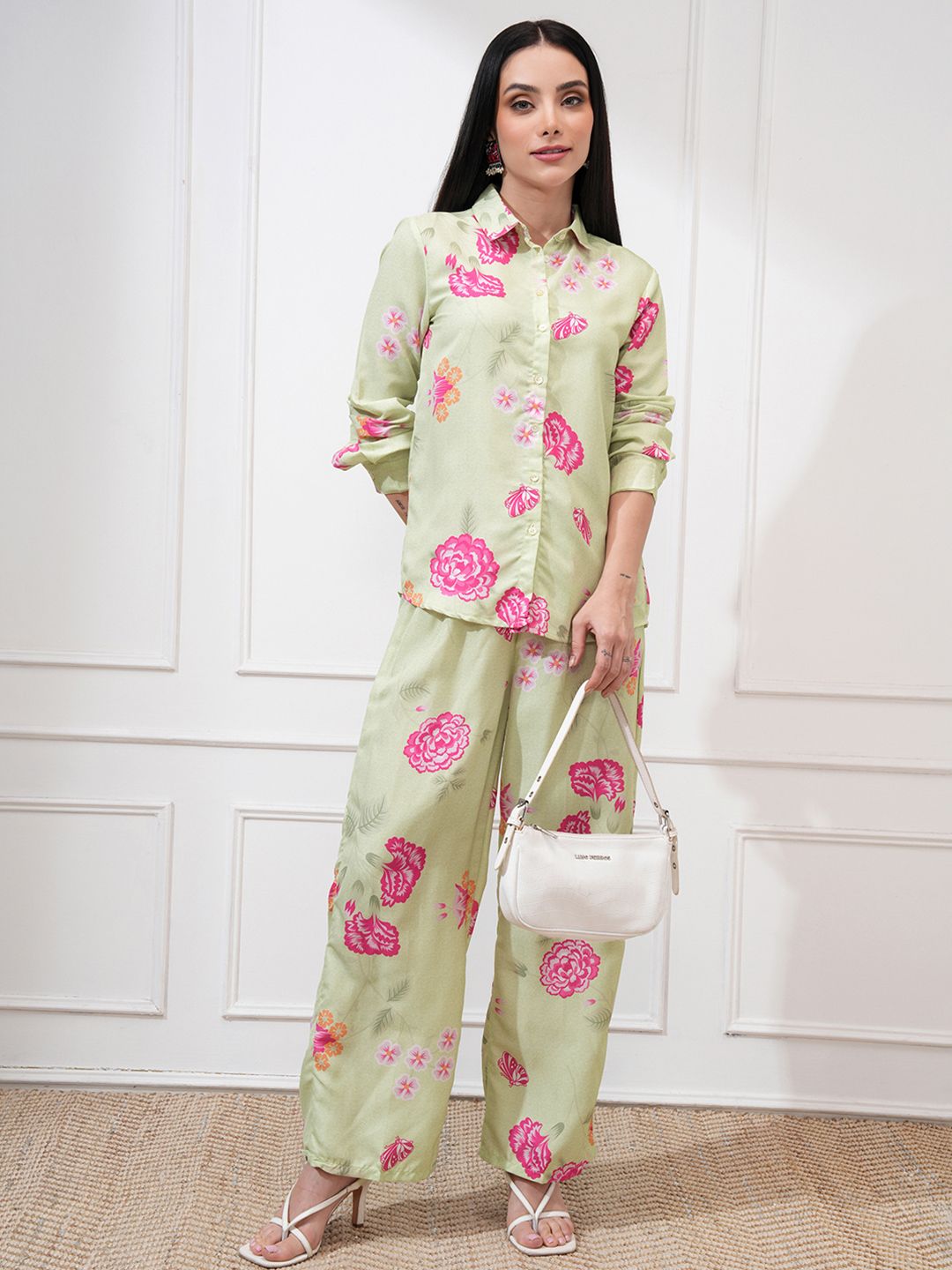 Vastralay Green Floral Printed Long Sleeves Shirt With Trousers