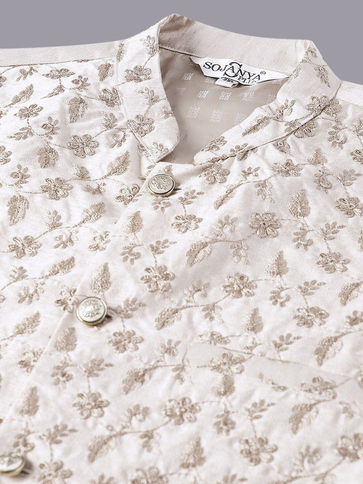 SOJANYA PLUS Embroidered Regular Kurta with Pyjamas