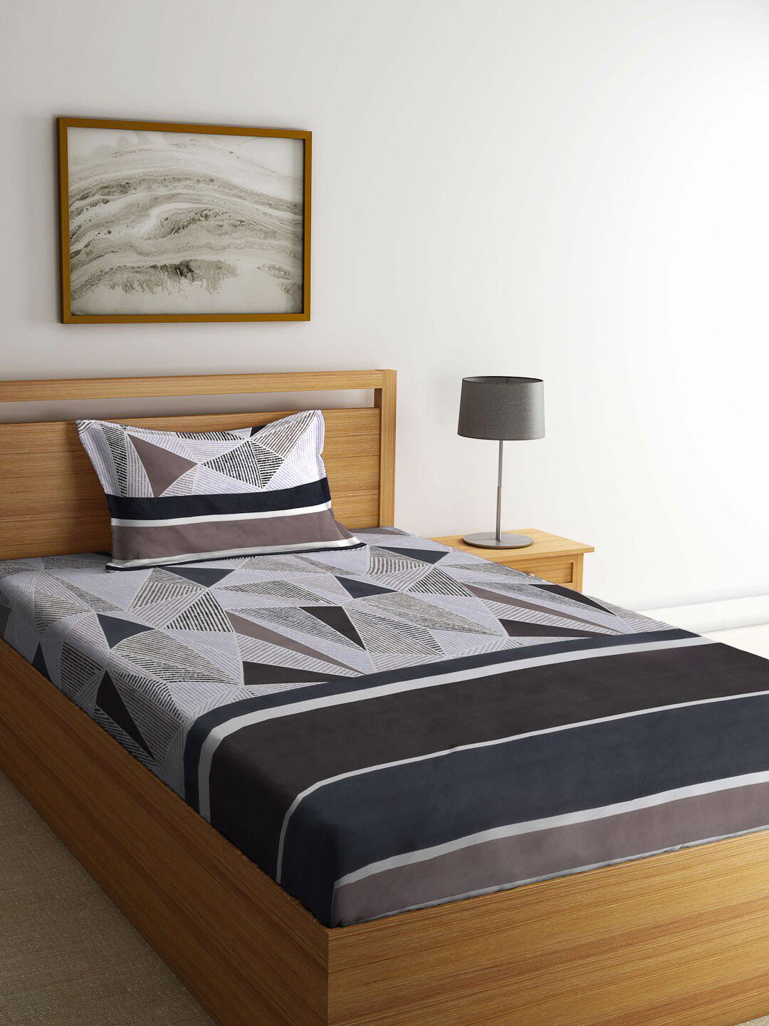 KLOTTHE Black & Grey Geometric Printed Fitted 300TC Single Bedsheet With Pillow Cover