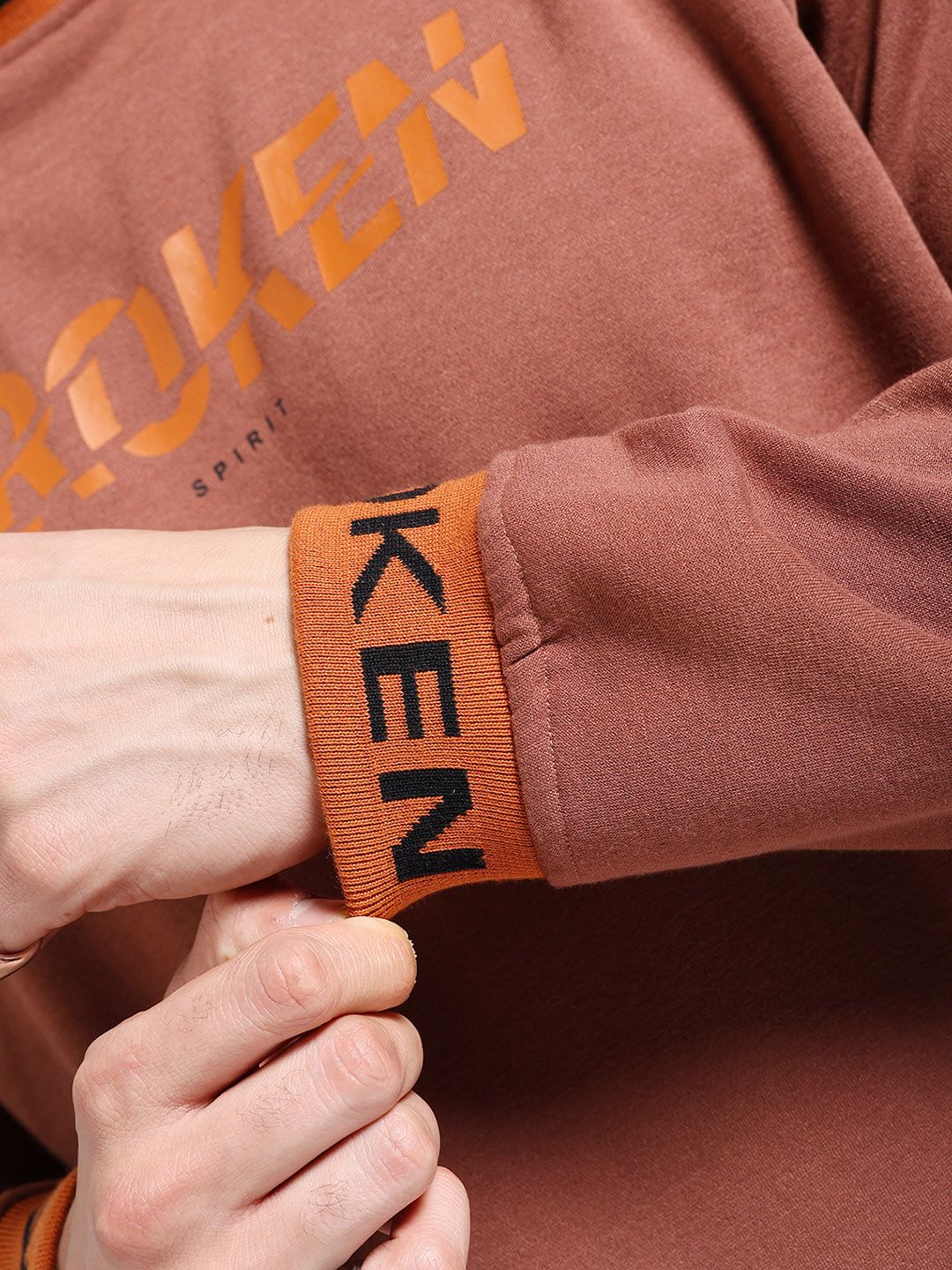 The Indian Garage Co Typography Printed Pullover