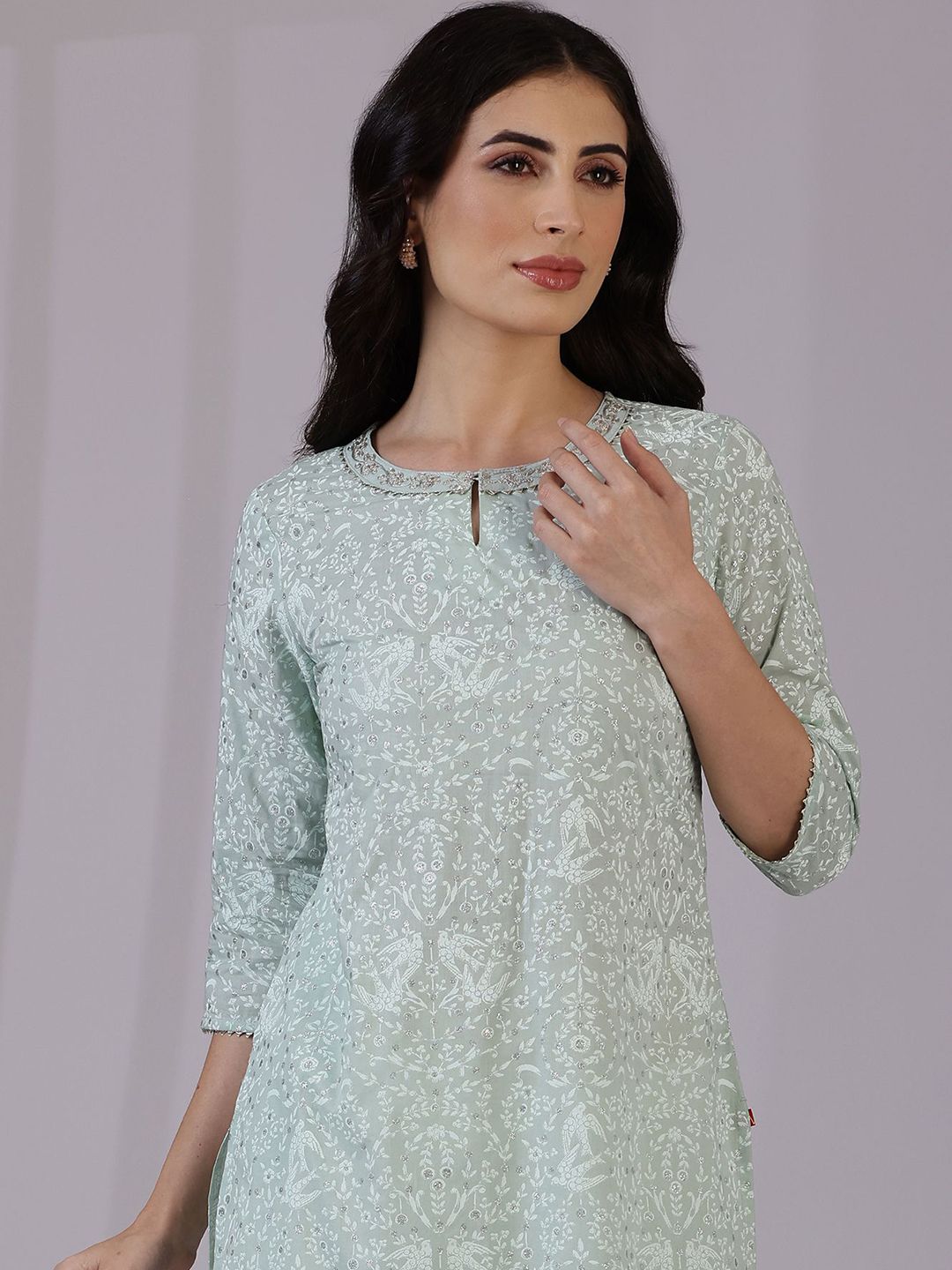 W Green Floral Printed Keyhole Neck Three-Quarter Sleeves Regular Pure Cotton Kurta