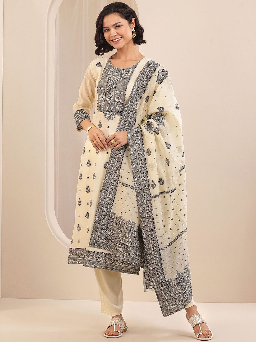 Libas Women Regular Chanderi Silk Kurta with Trousers & With Dupatta