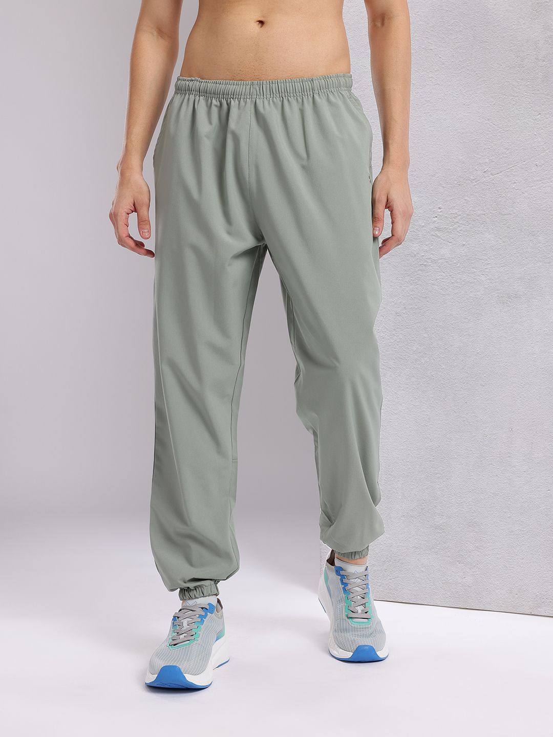 HRX by Hrithik Roshan Men Rapid-Dry Running Joggers