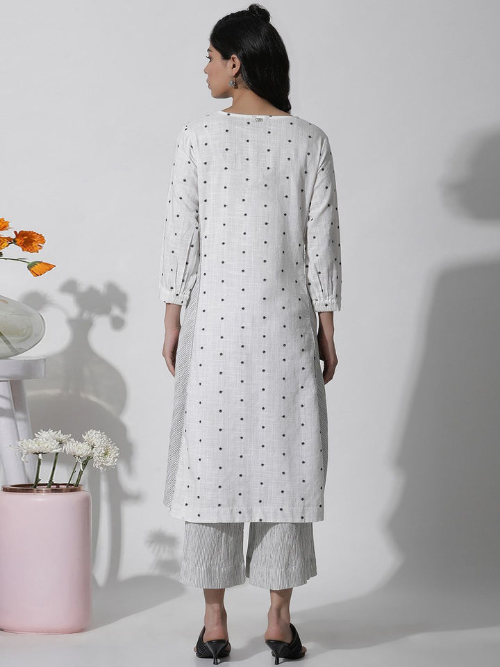 W Floral Embroidered Panelled A-Line Kurta
