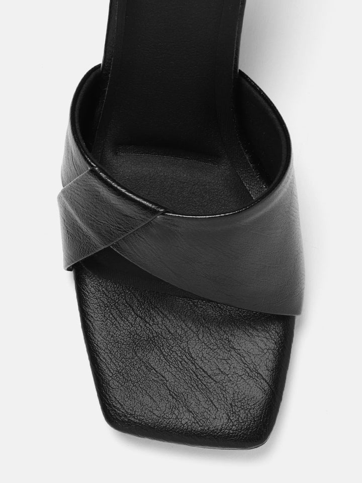 Lino Perros Open-Toe Slim Heels