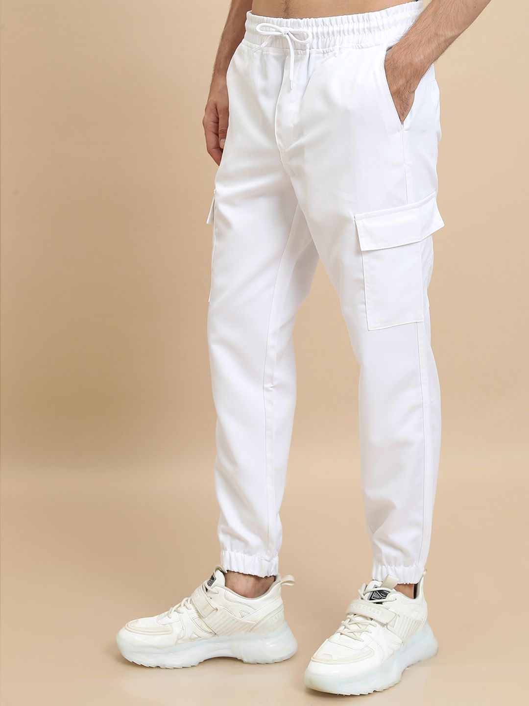 HIGHLANDER Men Mid-Rise Cargo Jogger Style Trousers