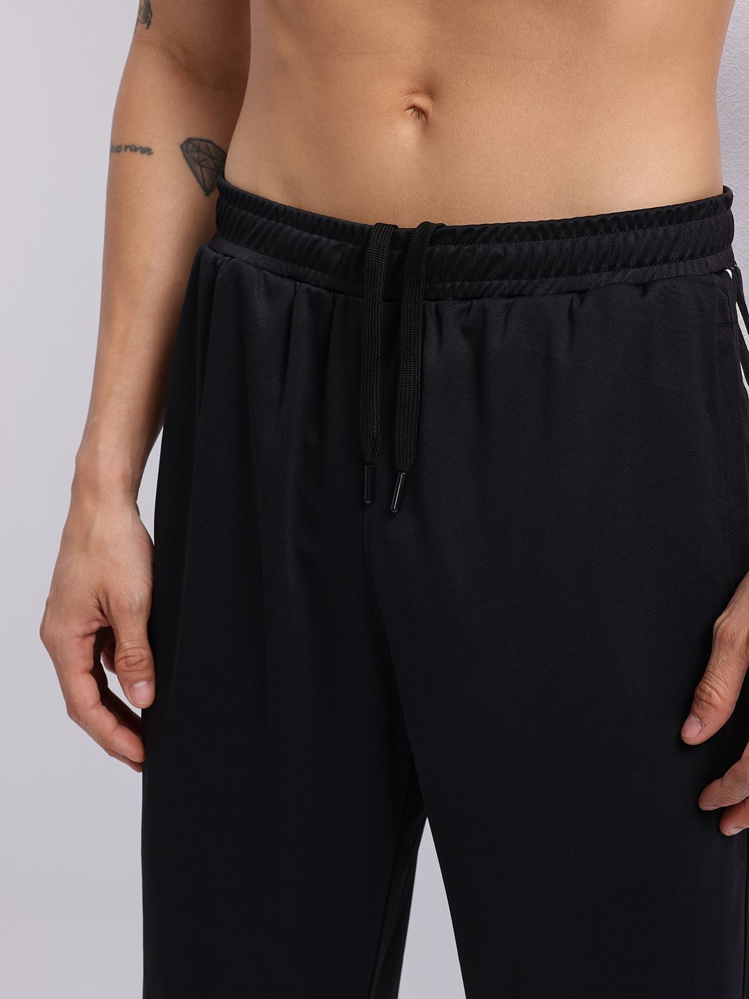 HRX by Hrithik Roshan Men Side Stripe Training Joggers