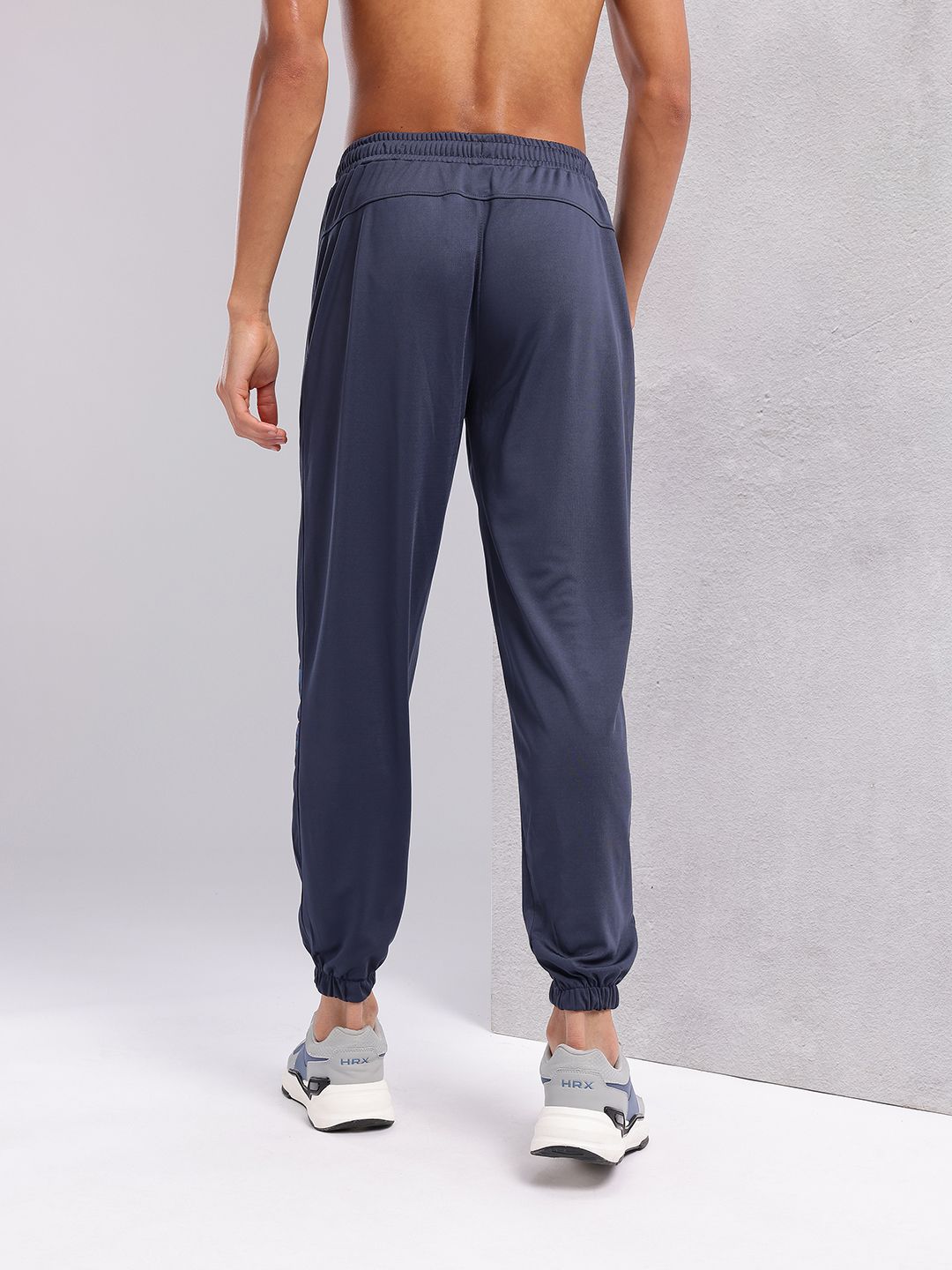 HRX by Hrithik Roshan Men Mid-Rise Rapid-Dry Training Joggers