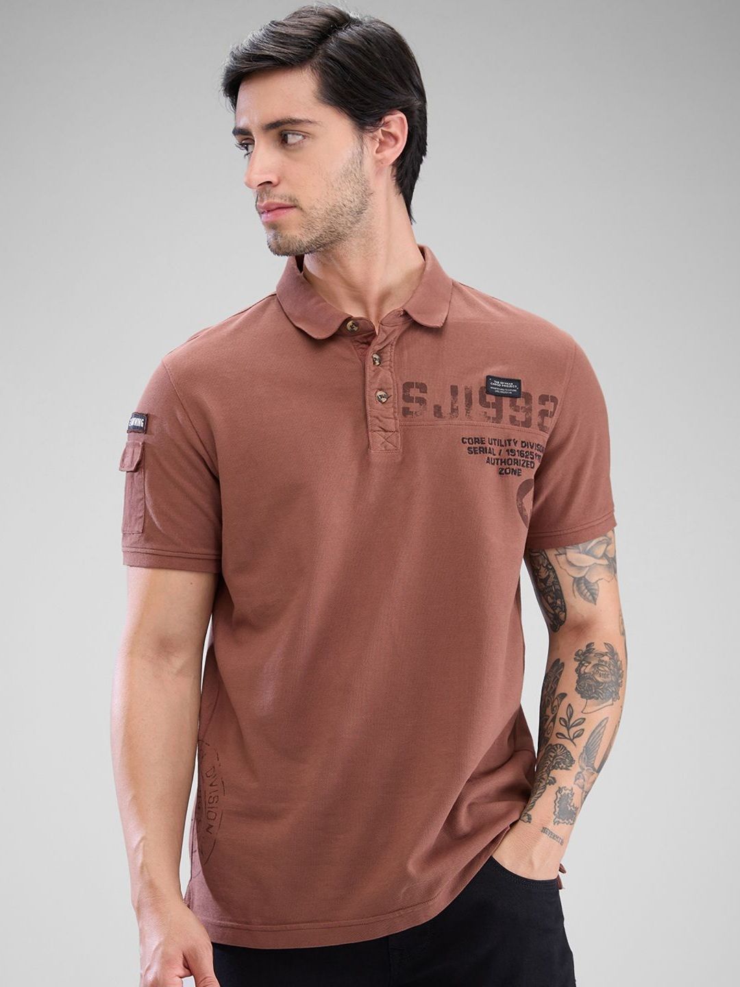 SPYKAR Men Typography Printed Polo Collar Slim Fit T-shirt