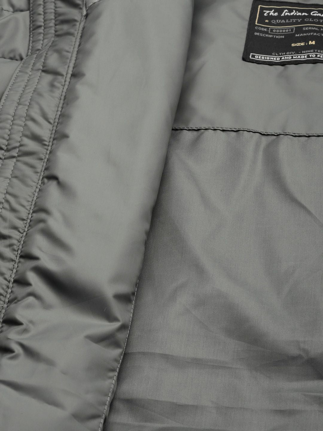 The Indian Garage Co Men Colourblock Hooded Slim Fit Puffer Jacket