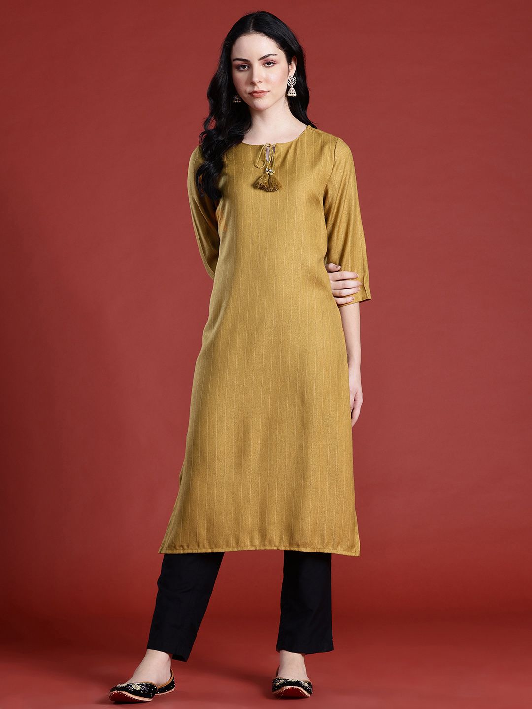 Anouk Tie-Up Neck Striped Kurta