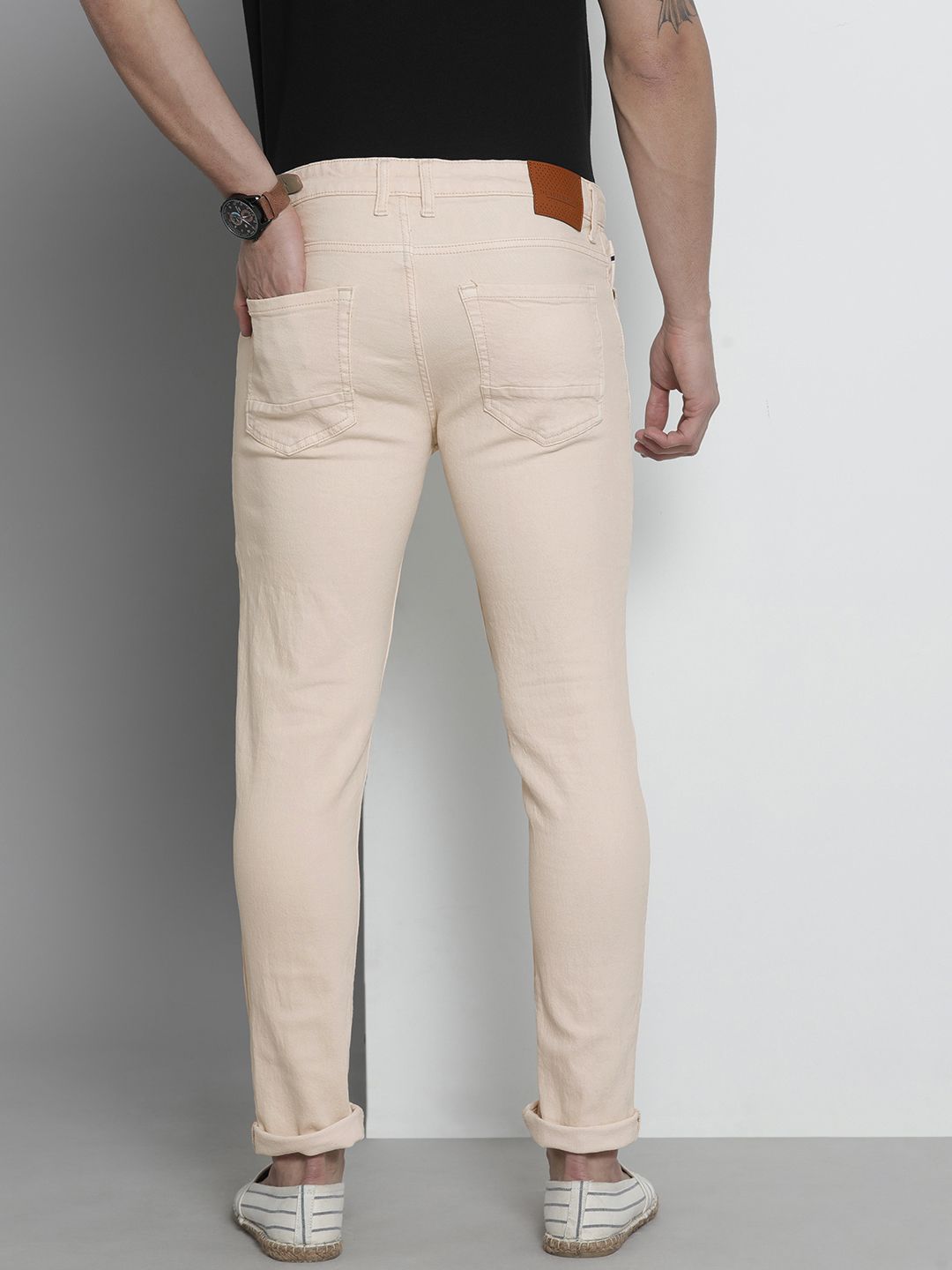 The Indian Garage Co Men Beige Slim Fit Stretchable Jeans
