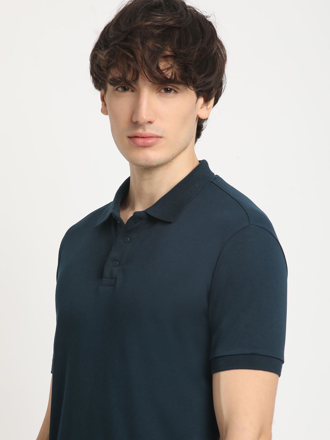 THE BEAR HOUSE Men Solid Slim Fit Polo Neck Tshirt