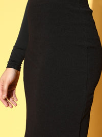 Berrylush Black Solid 70s Mini Skirt