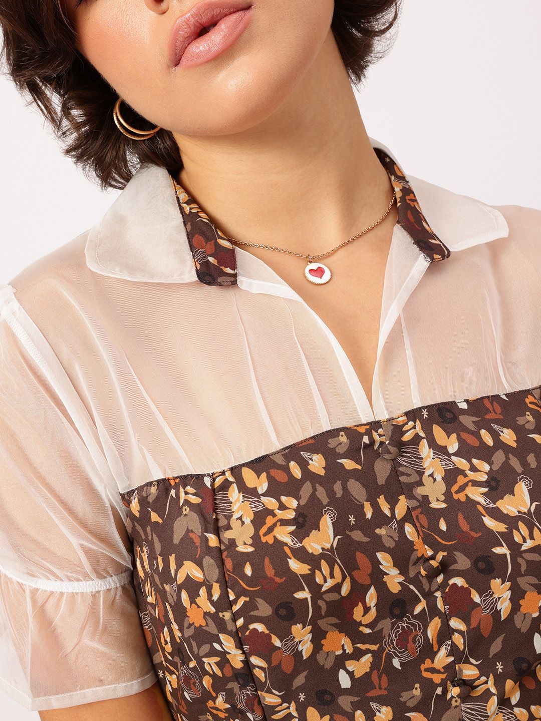 DressBerry Chic-Contrast Printed Shirt Style Net Detail Crop Top