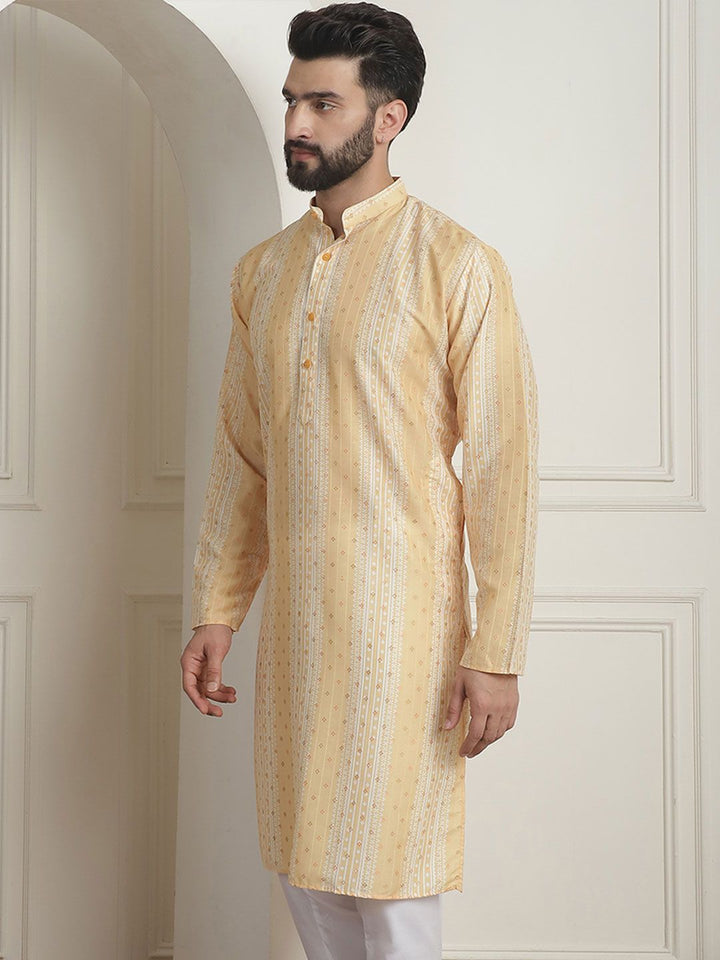 SOJANYA Men Silk printed  Ethnic Motifs Flared Sleeves Kurta