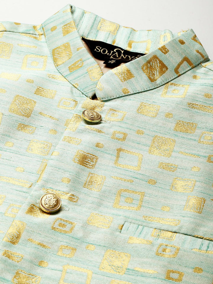 SOJANYA Men Pink Kurta with Churidar