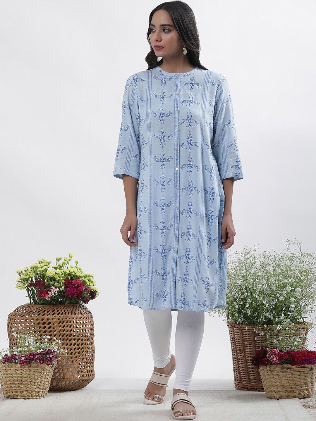 W Printed Regular Kurta with Trouser
