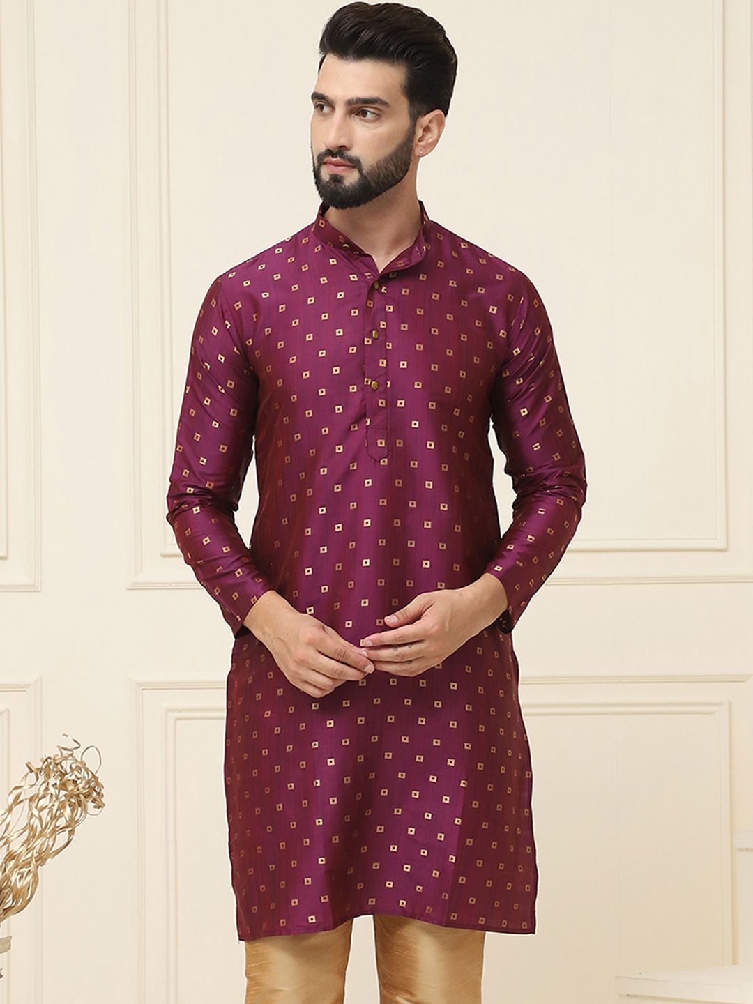 SOJANYA Men Maroon Woven Design Kurta Lurus