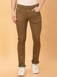 Menjadi seluar jeans lelaki manusia