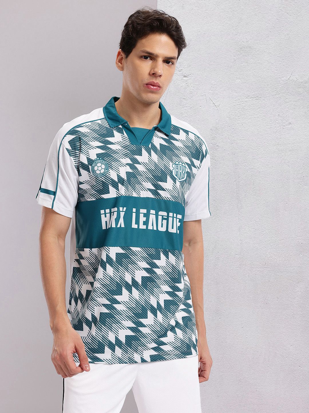 HRX by Hrithik Roshan Abstract & Typography Printed Polo Collar Football T-shirt