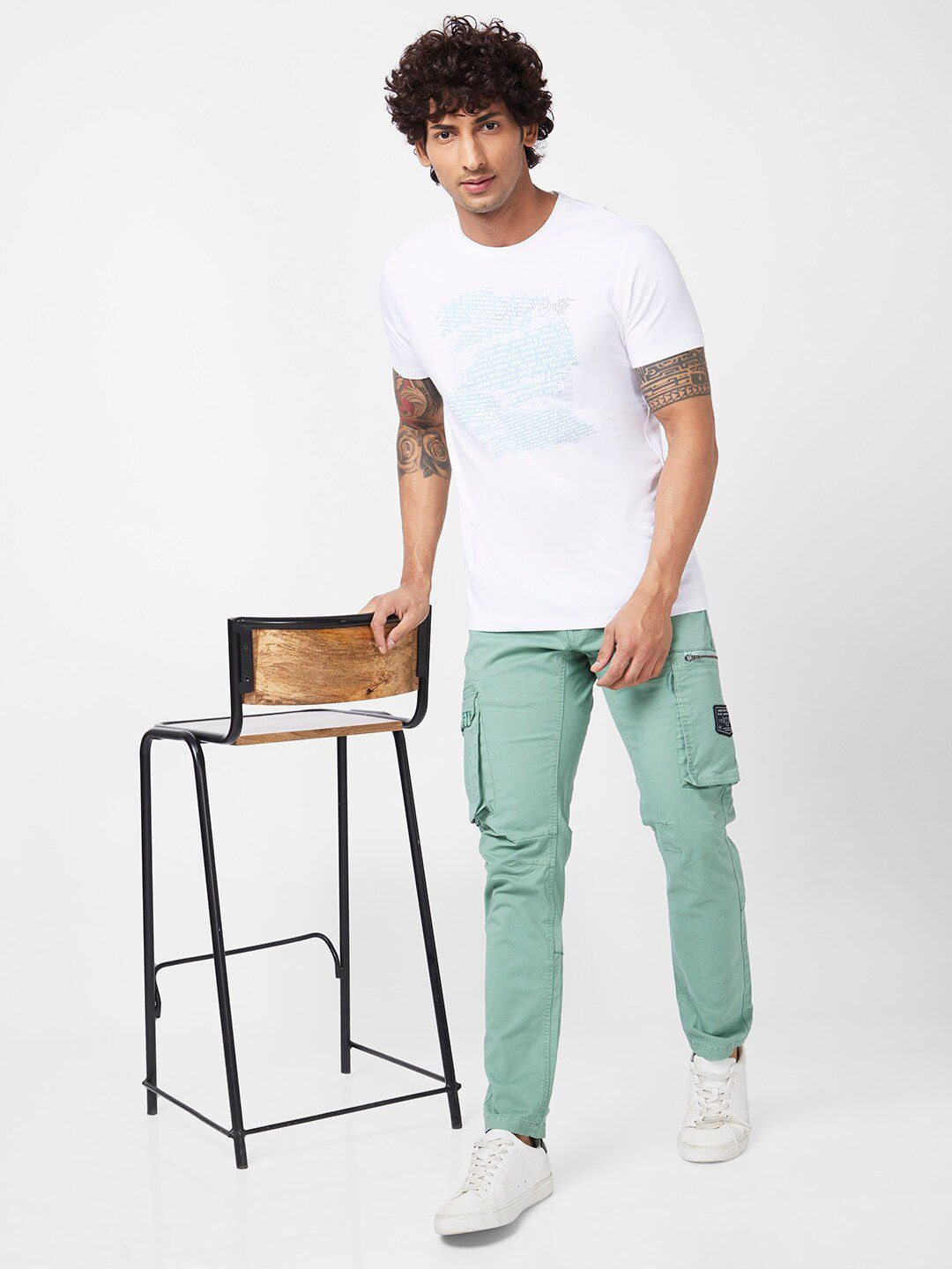 SPYKAR Typography Printed Slim Fit T-shirt