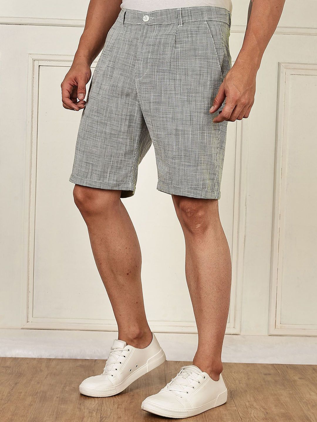 Thomas Scott Men Checked Linen Shorts