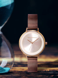 Sambungan Perancis Wanita Rose Gold-toned Analogue Watch FCN0001H