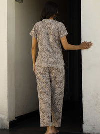 SANSKRUTIHOMES Women Printed Pure Cotton Night suit