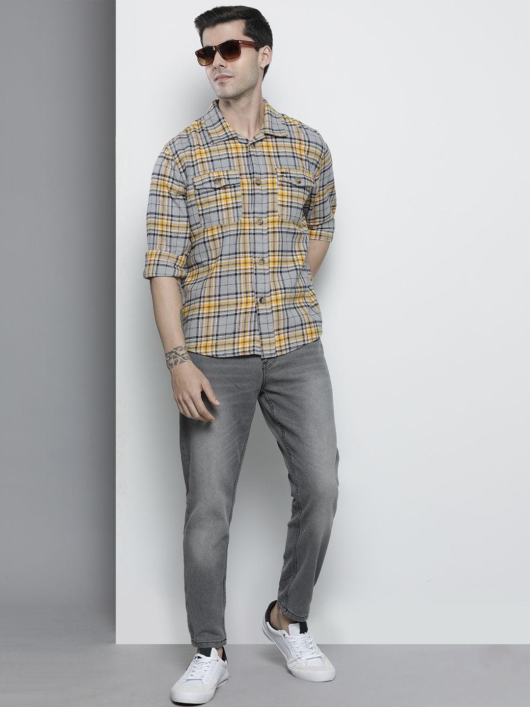 The Indian Garage Co Men Regular Fit Checked Double Flap Pocket Flannel Shirt