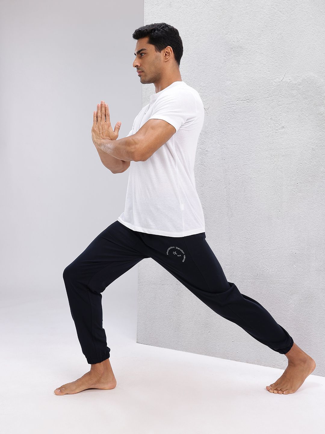 HRX by Hrithik Roshan Men Placement Print Yoga Joggers