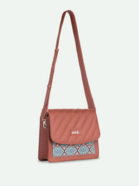 Zouk Women Buckle Detail Banter Bahu Berstruktur Berkladal Dengan Bersih