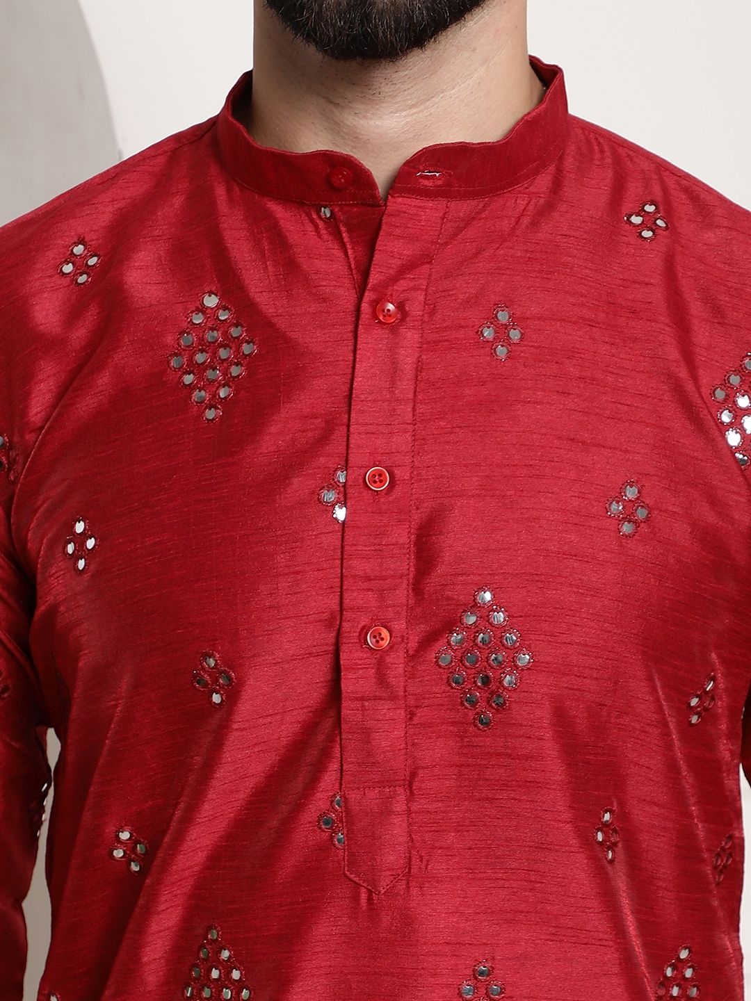 SOJANYA Geometric Embroidered Mirror Work Regular Kurta With Churidar