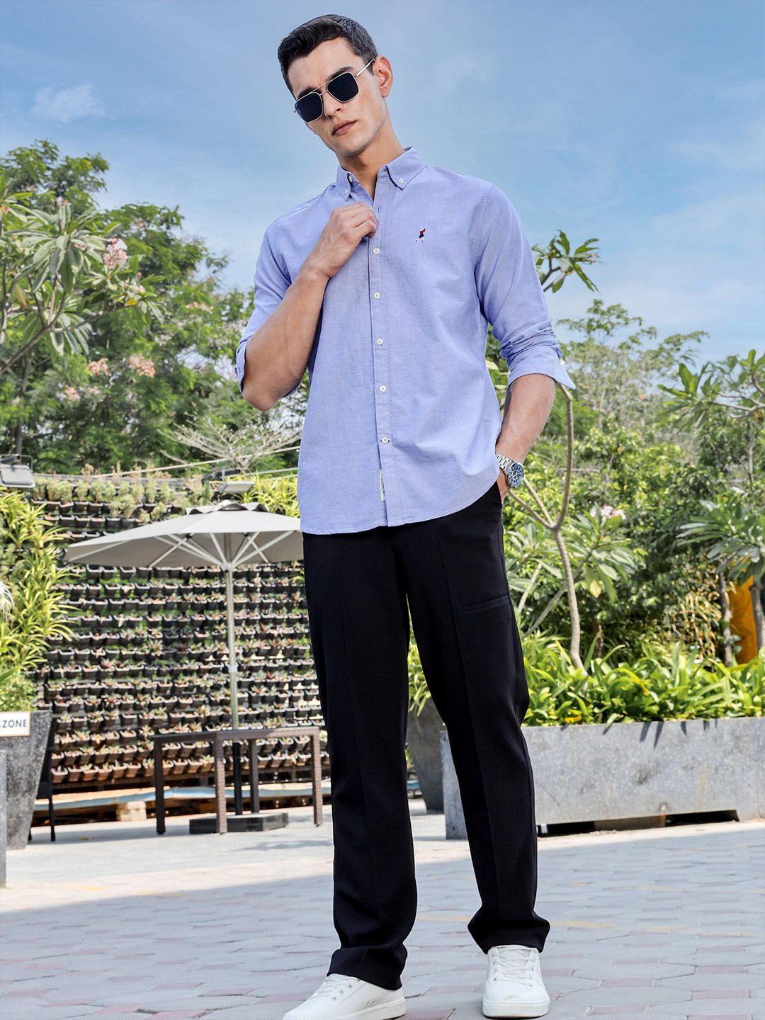 Thomas Scott Men Premium Fit Button-Down Collar Solid Cotton Casual Shirt
