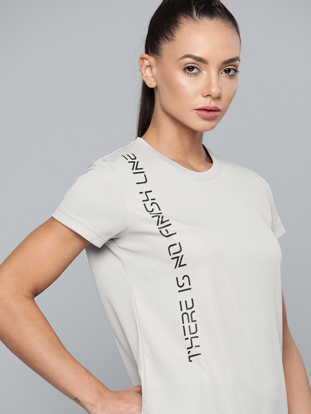 HRX By Hrithik Roshan Running Women Wet Weather Rapid-Dry Typography Tshirts