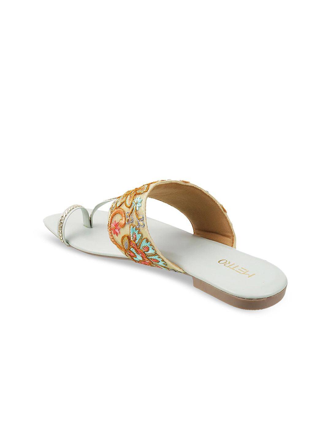 Metro Women Green Embellished One Toe Flats