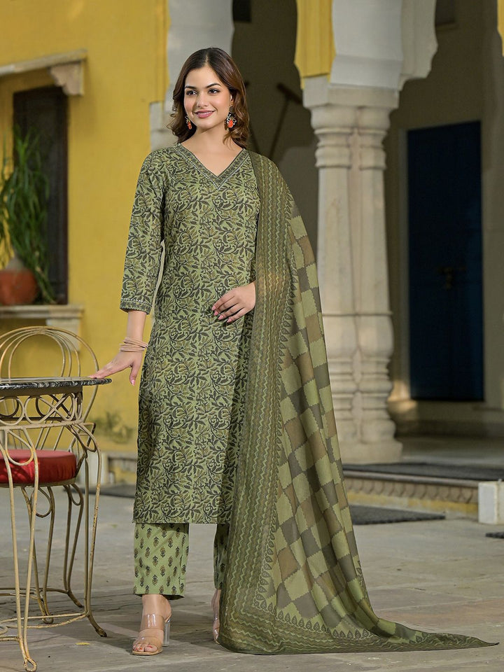 KALINI Floral Printed V-Neck Gotta Patti Straight Kurta With Trousers & Dupatta