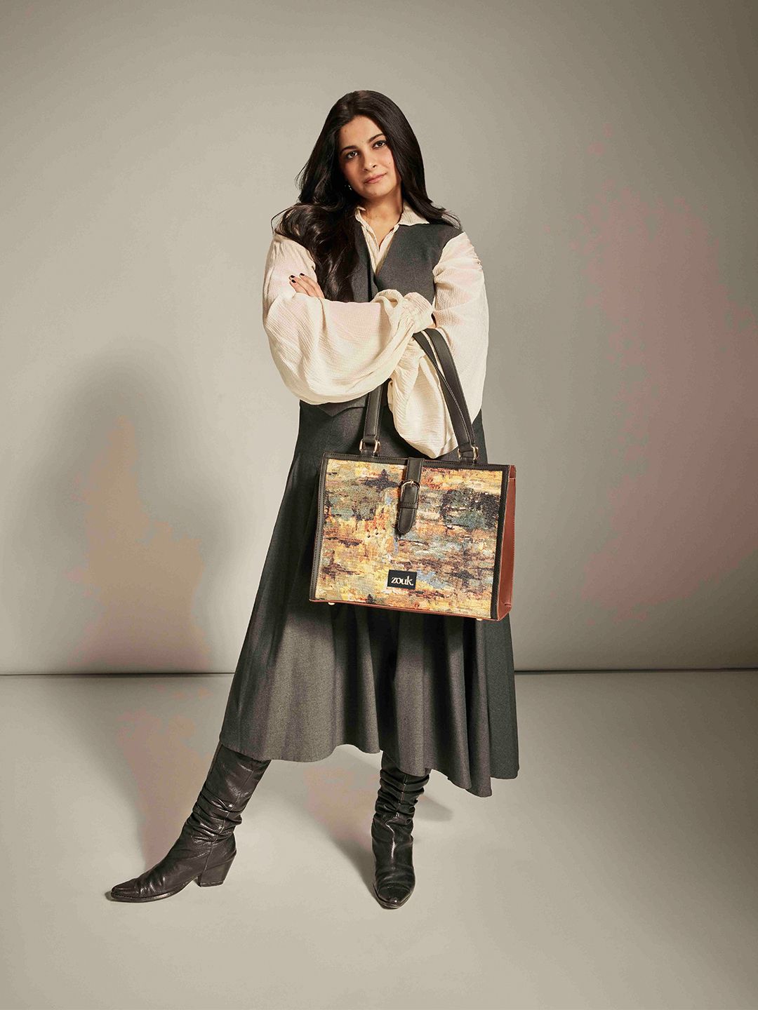 Zouk Women Abstract Printed Shopper Rhea Kapoor Tote Bag - Bombay Tapestry