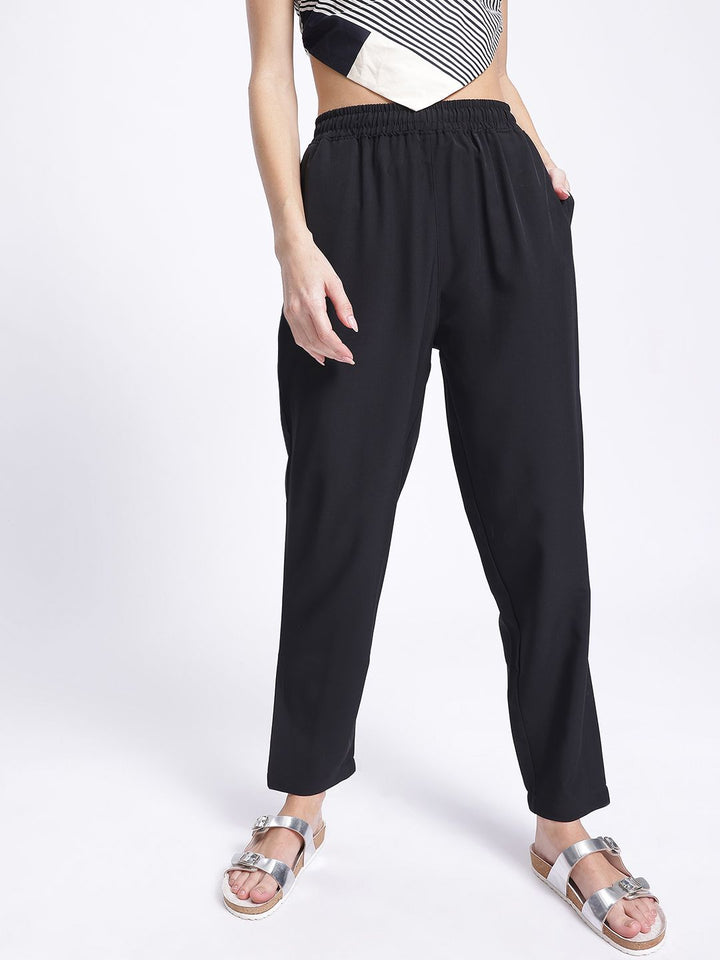 DressBerry Women Bold Basics Mid-Rise Regular Fit Pleated Trousers