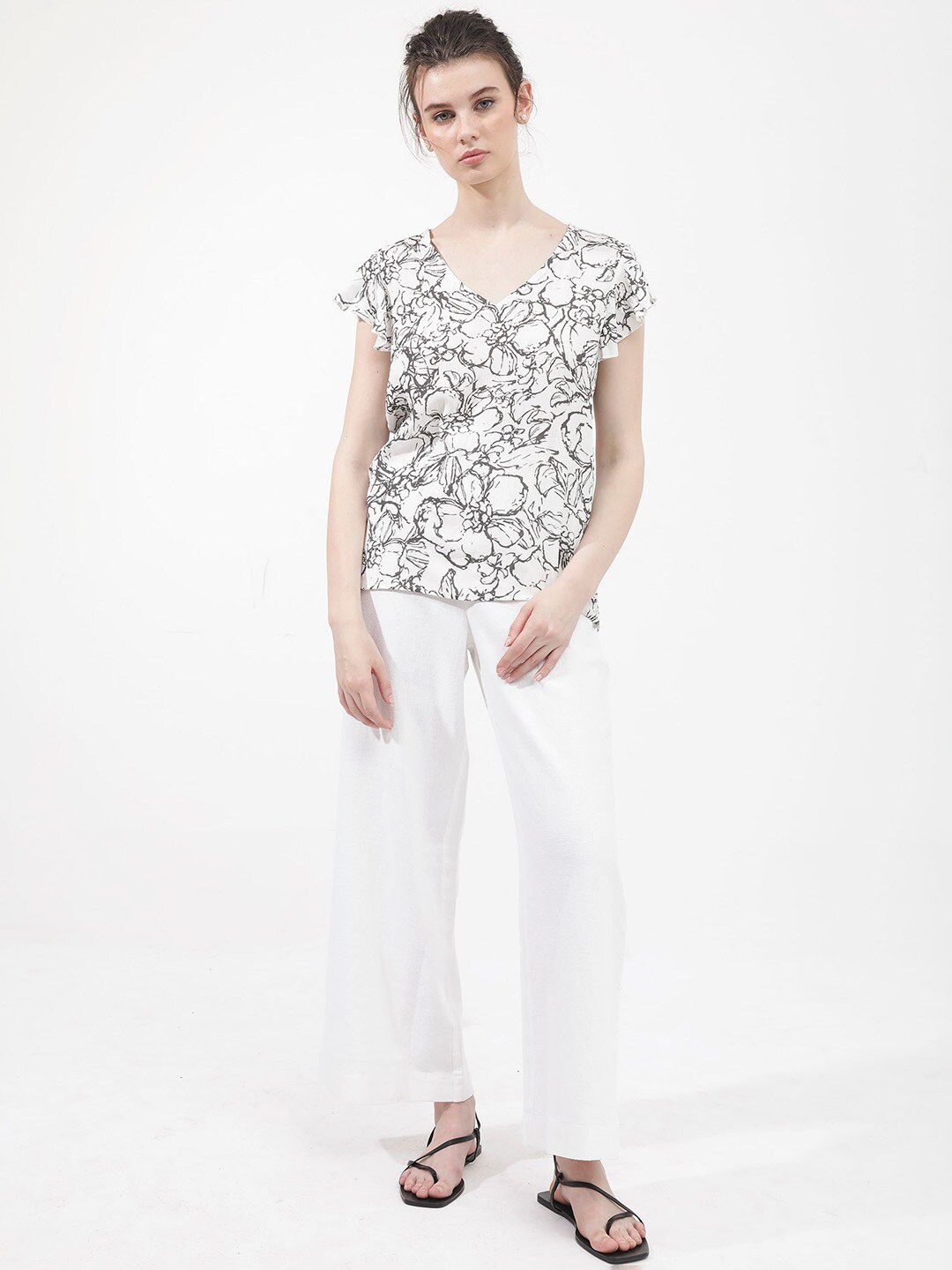 RAREISM V-Neck Floral Print Flutter Sleeve Top