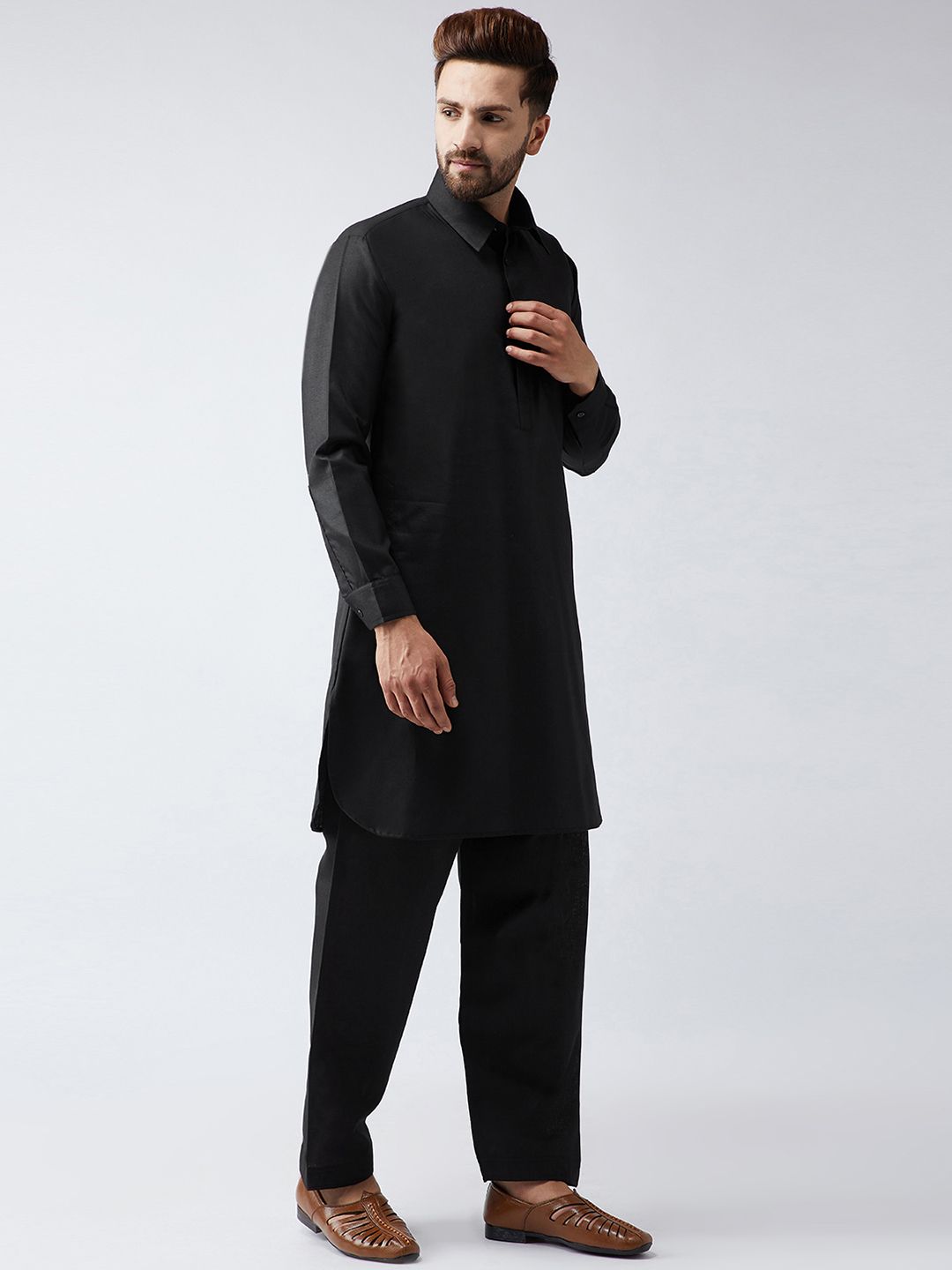 SOJANYA Lelaki Hitam Solid Kurta Lurus