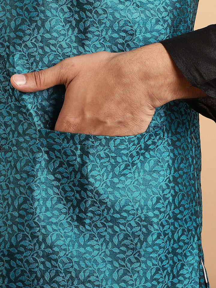 SOJANYA Men Black & Teal Blue Jacquard Woven Design Kurta with Churidar & Nehru Jacket