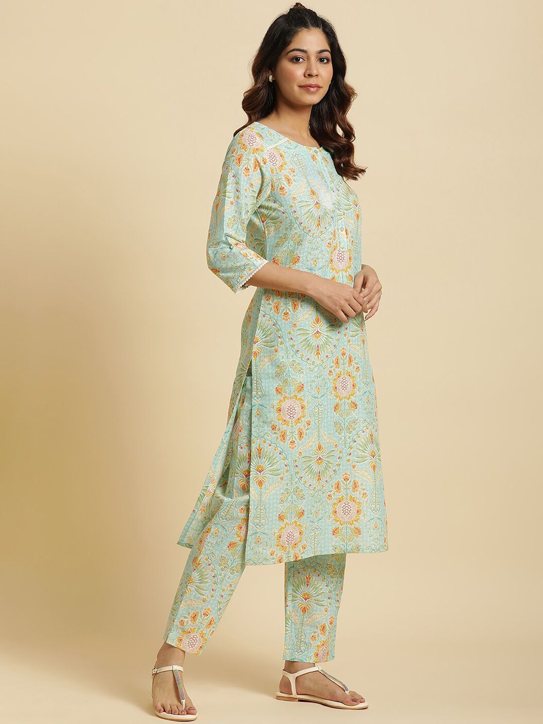 W Floral Printed Regular Pure Cotton Kurta With Trousers & Dupatta