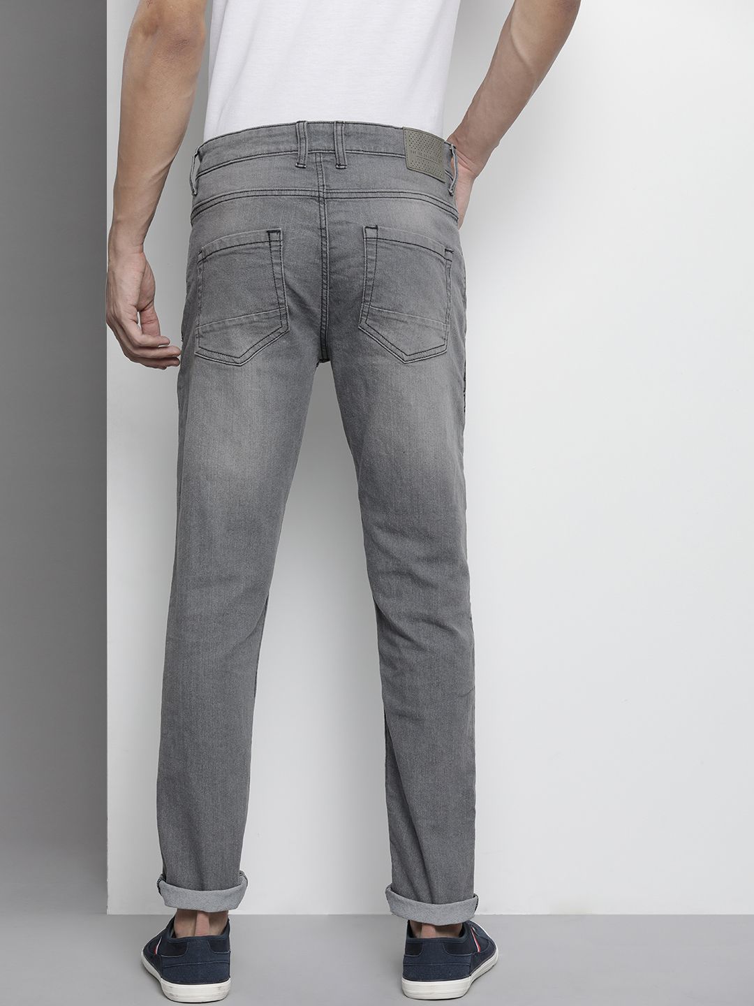 The Indian Garage Co Men Grey Slim Fit Light Fade Printed Stretchable Jeans