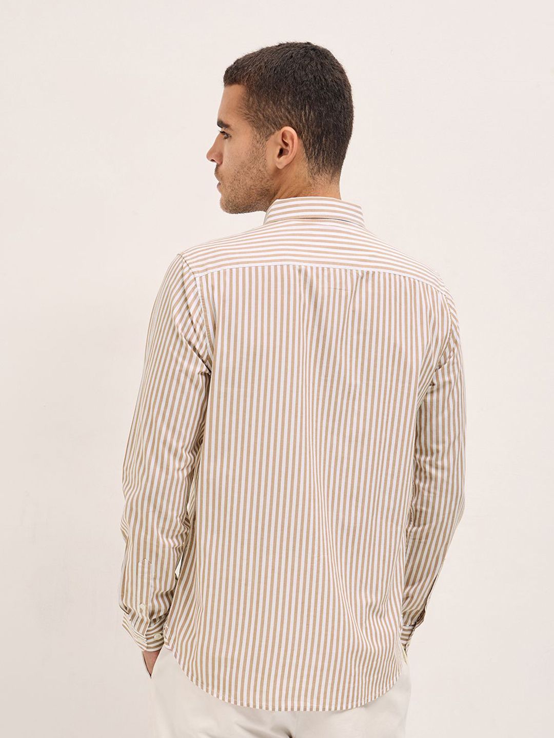 THE BEAR HOUSE Slim Fit Spread Collar Vertical Striped Pure Cotton Casual Shirt