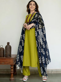 Rustorange Women Round Neck Kurta with Salwar & With Dupatta