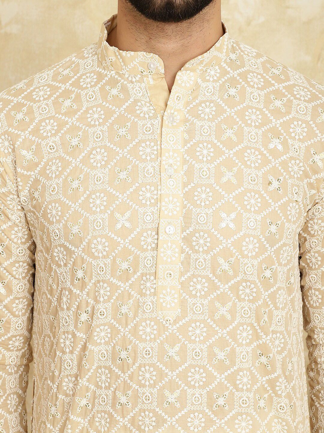 SOJANYA Motif Etnik Bersulam Kurta Lurus Kapas Tulen Bersulam dengan Churidar